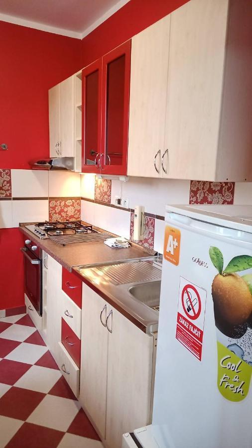 Považská Bystrica Wolf Apartman Pokojne Ubytovanie V Povazskej Bystrici Ticha Lokalita S Parkovanim Vsade Blizko Vhodne Pre Pracovne Cesty Turistiku Aj Oddych Plne Vybavena Kuchyna מראה חיצוני תמונה
